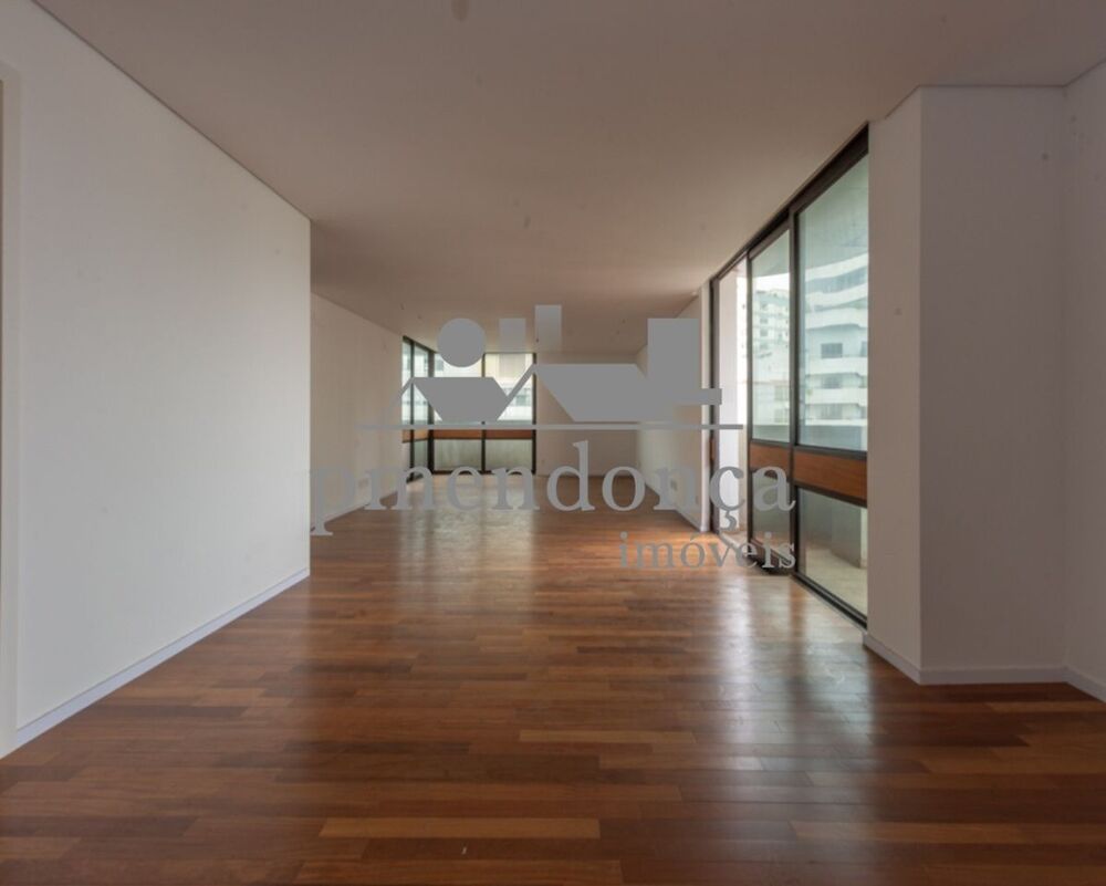 Apartamento, 3 quartos, 326 m² - Foto 2