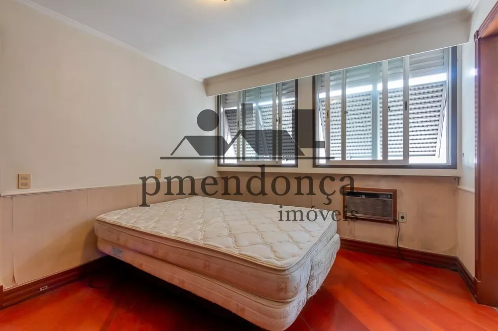 Apartamento à venda com 3 quartos, 160m² - Foto 4