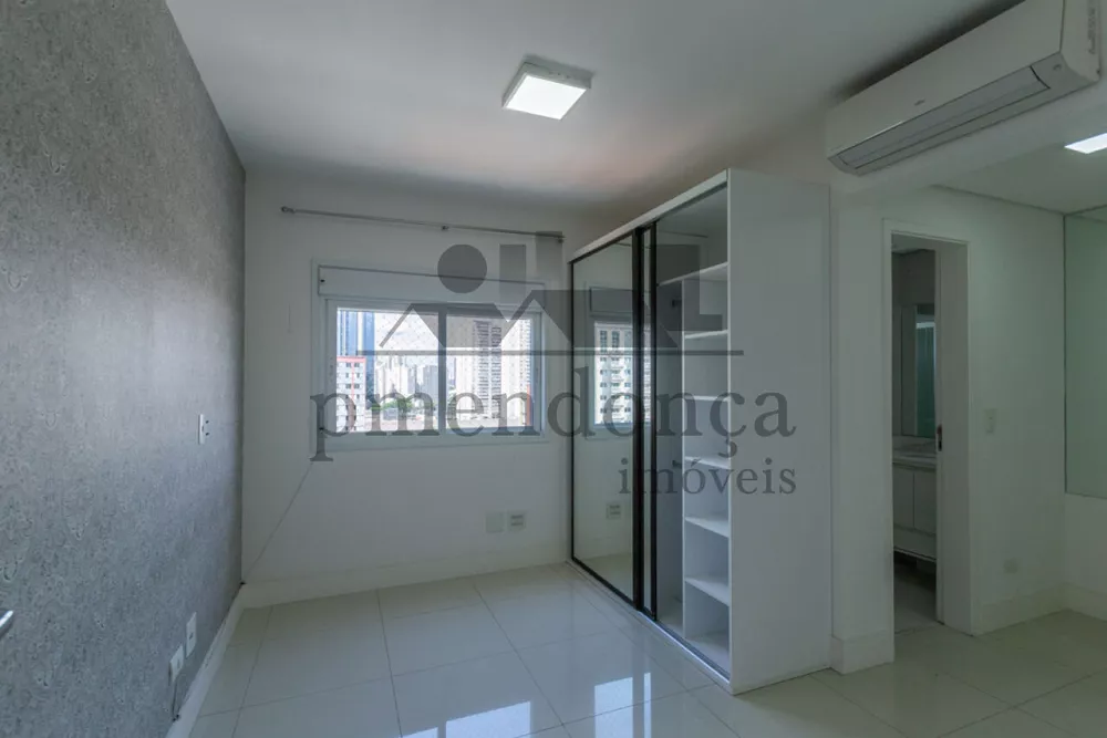 Apartamento, 4 quartos, 244 m² - Foto 2