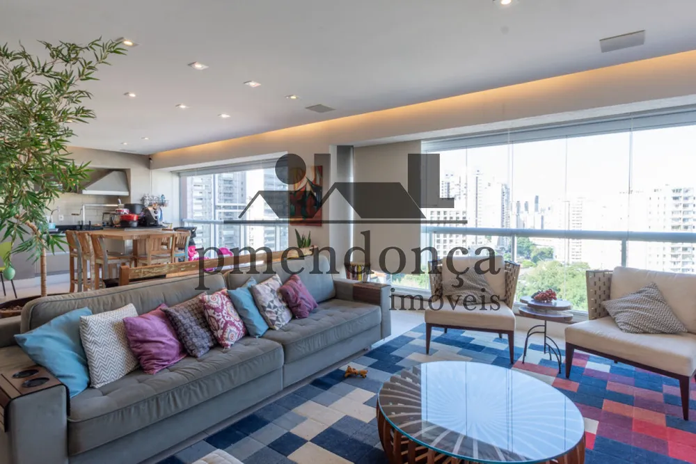 Apartamento, 3 quartos, 161 m² - Foto 1