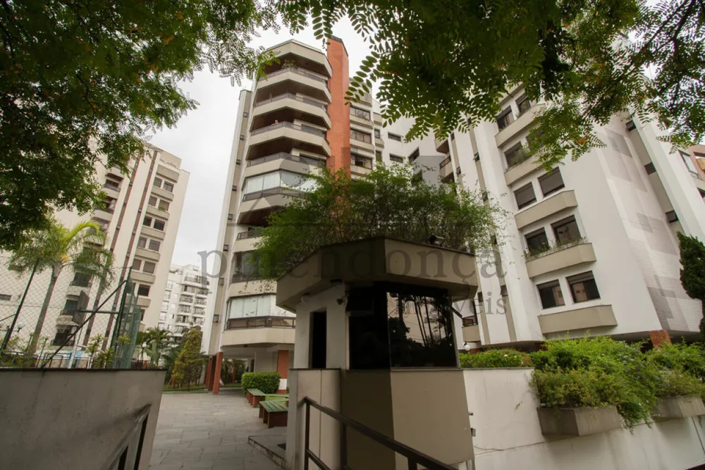 Apartamento, 3 quartos, 209 m² - Foto 3