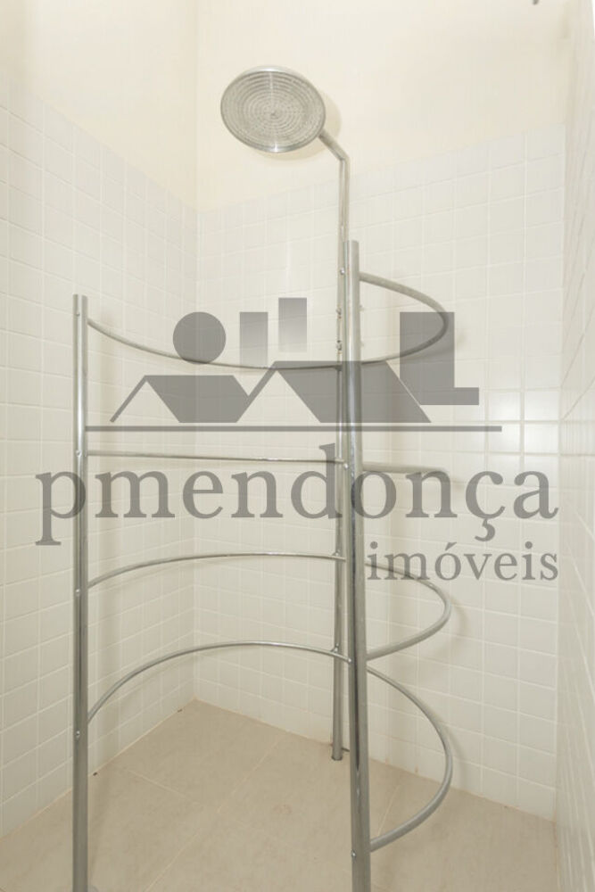 Apartamento à venda com 3 quartos, 77m² - Foto 2