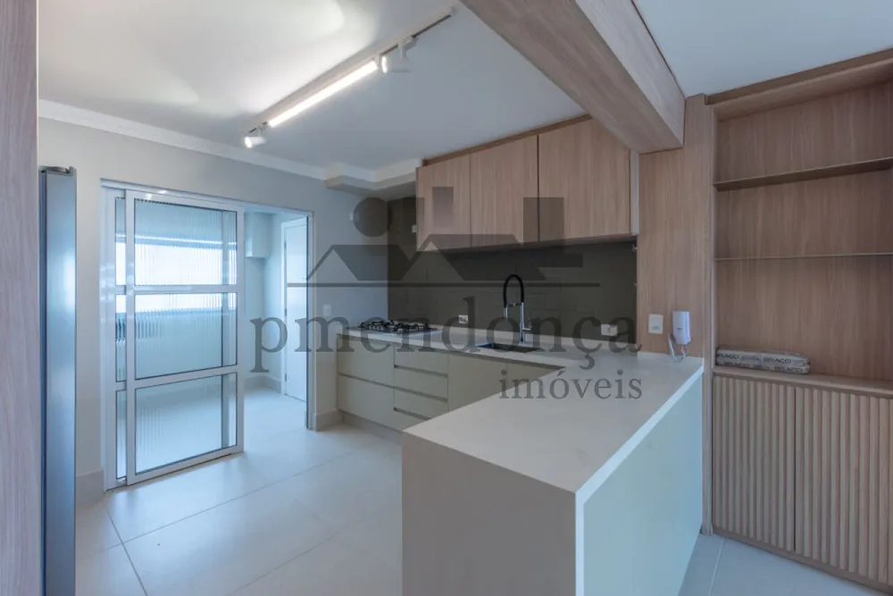 Apartamento, 3 quartos, 137 m² - Foto 2