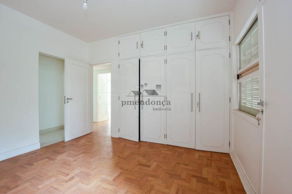 Apartamento à venda com 3 quartos, 168m² - Foto 7