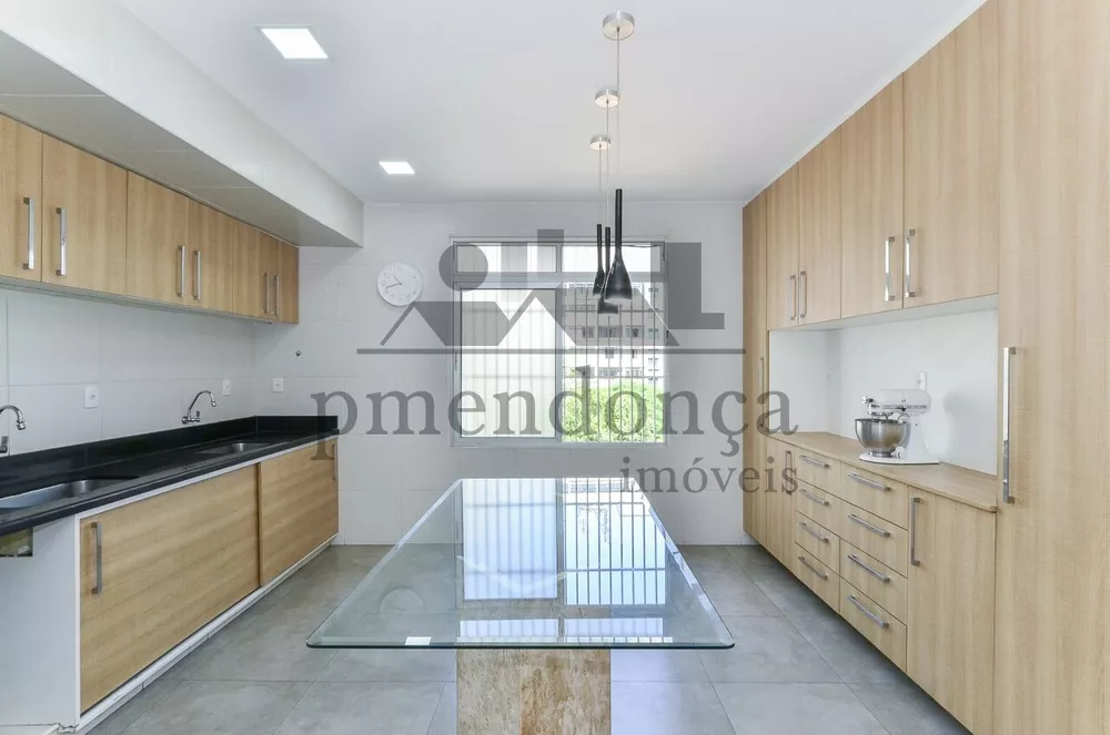 Apartamento à venda com 3 quartos, 191m² - Foto 12