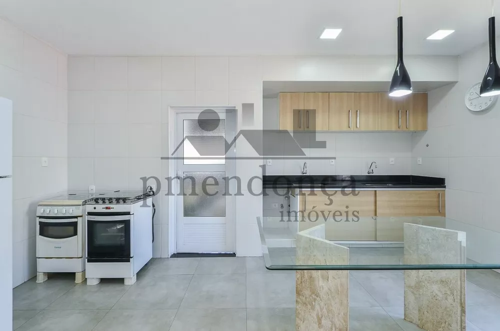 Apartamento à venda com 3 quartos, 191m² - Foto 11