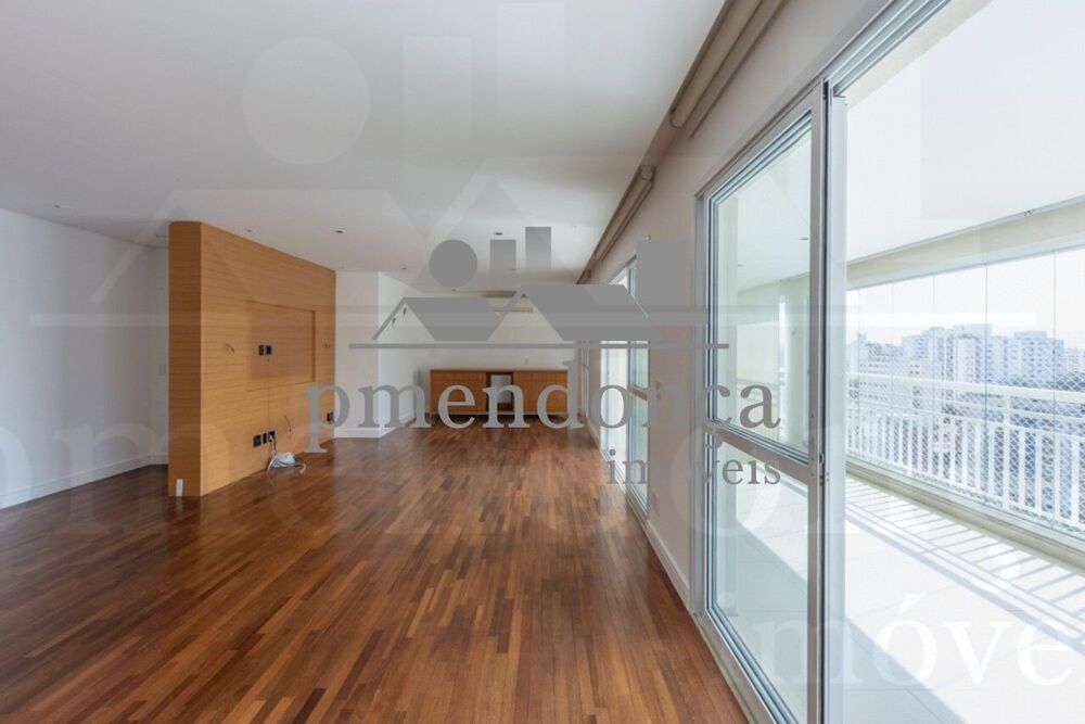 Apartamento, 3 quartos, 201 m² - Foto 1