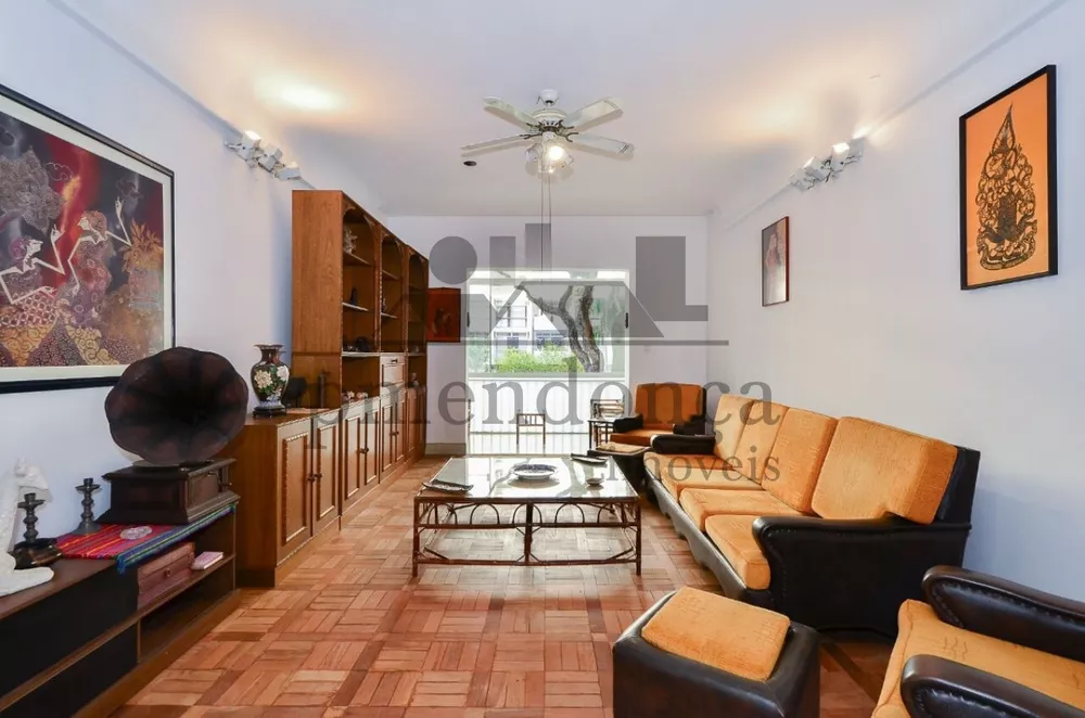 Apartamento à venda com 3 quartos, 252m² - Foto 1