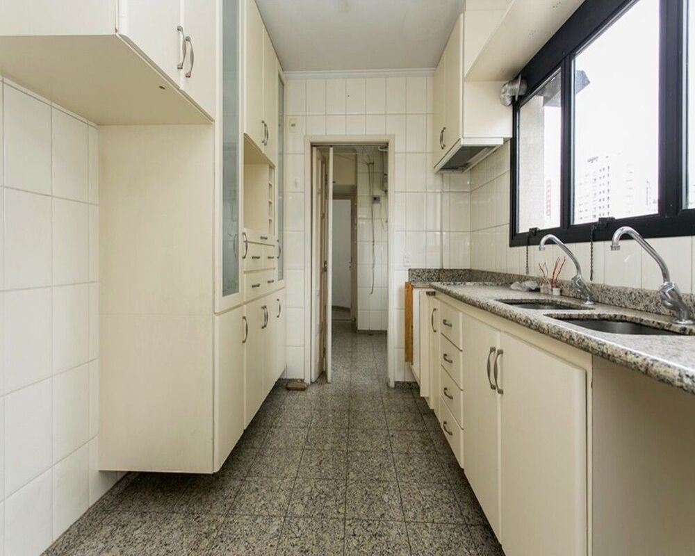 Apartamento, 4 quartos, 210 m² - Foto 1