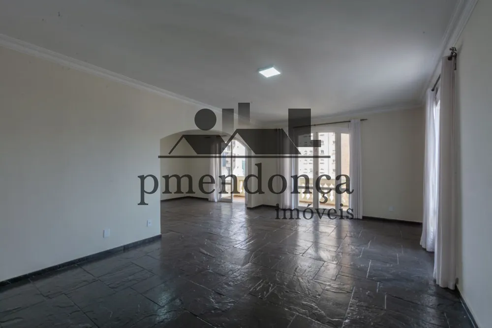 Apartamento, 3 quartos, 210 m² - Foto 2