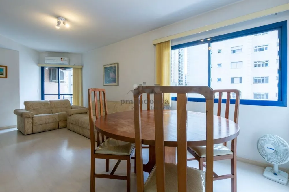 Apartamento à venda com 3 quartos, 96m² - Foto 1