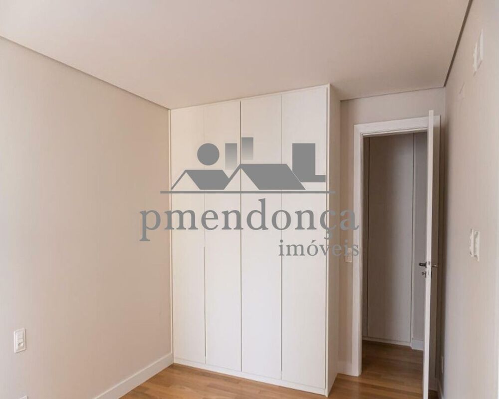 Apartamento à venda com 3 quartos, 236m² - Foto 7