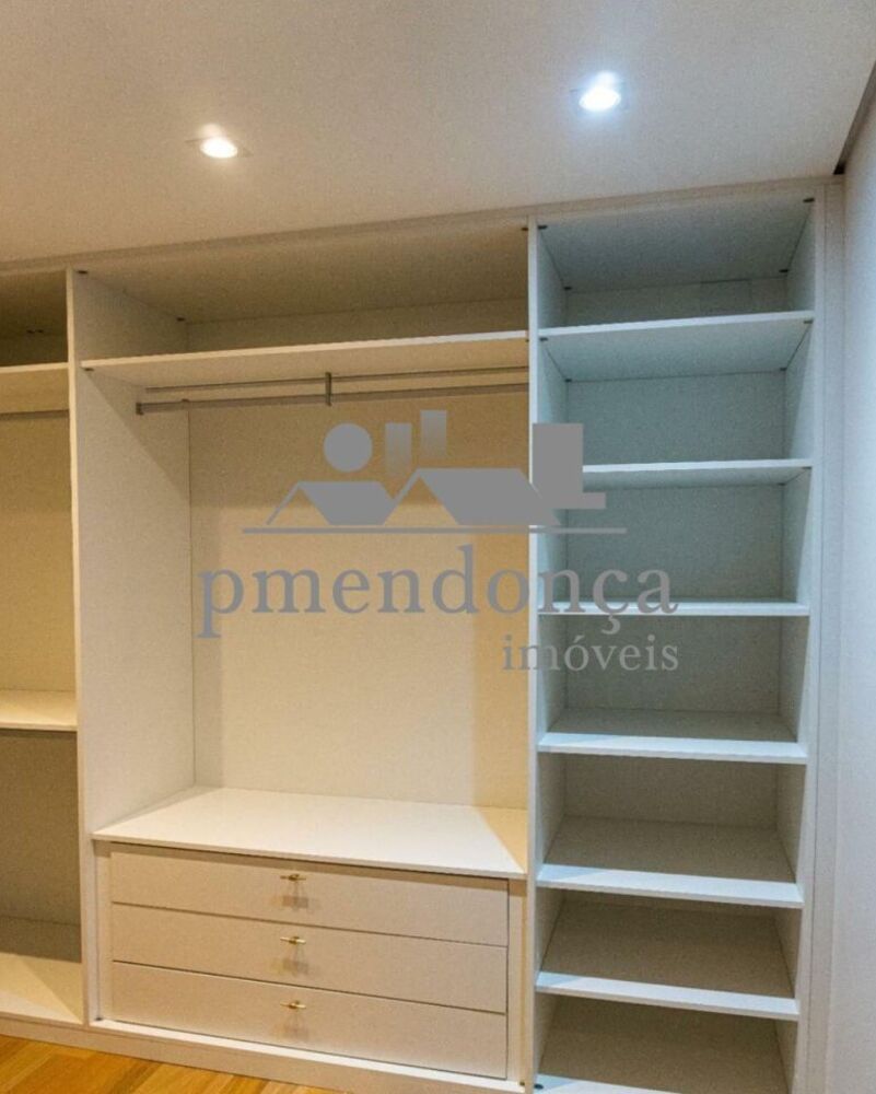 Apartamento à venda com 3 quartos, 236m² - Foto 4