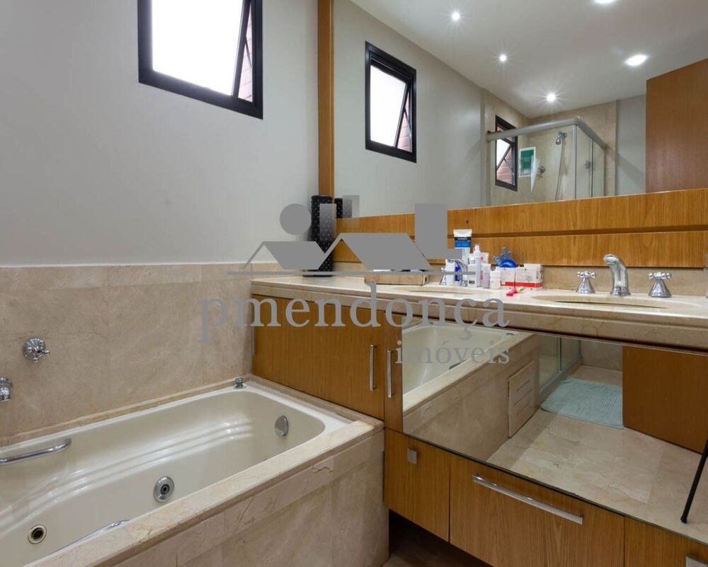 Apartamento, 4 quartos, 248 m² - Foto 1