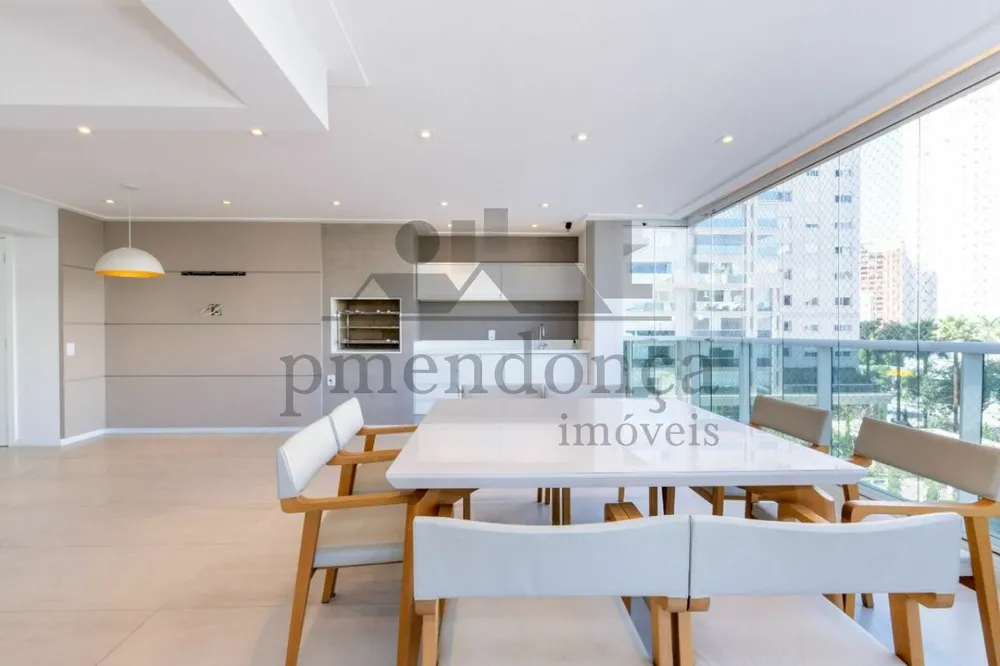 Apartamento, 3 quartos, 236 m² - Foto 1