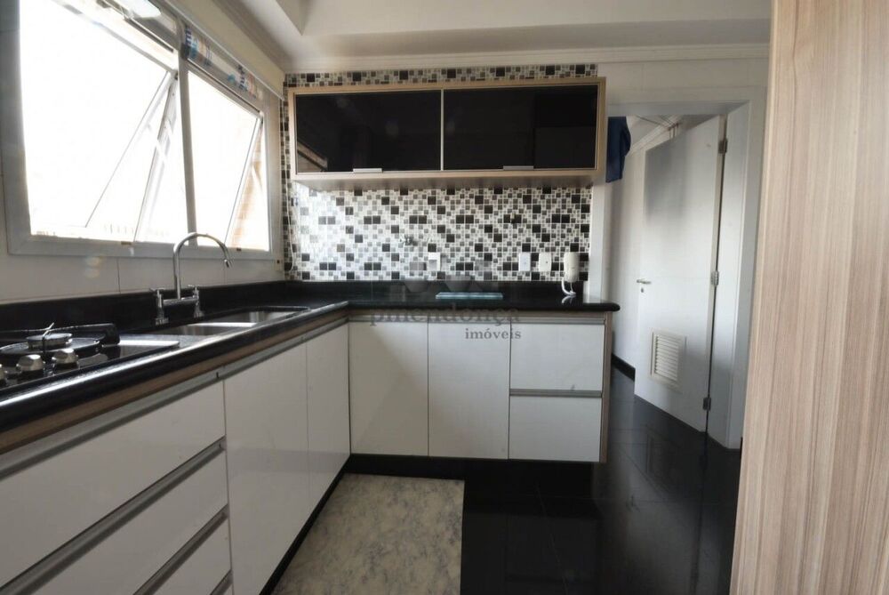 Apartamento, 5 quartos, 250 m² - Foto 1