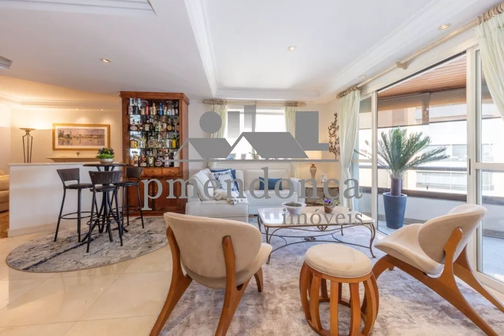 Apartamento, 4 quartos, 246 m² - Foto 1