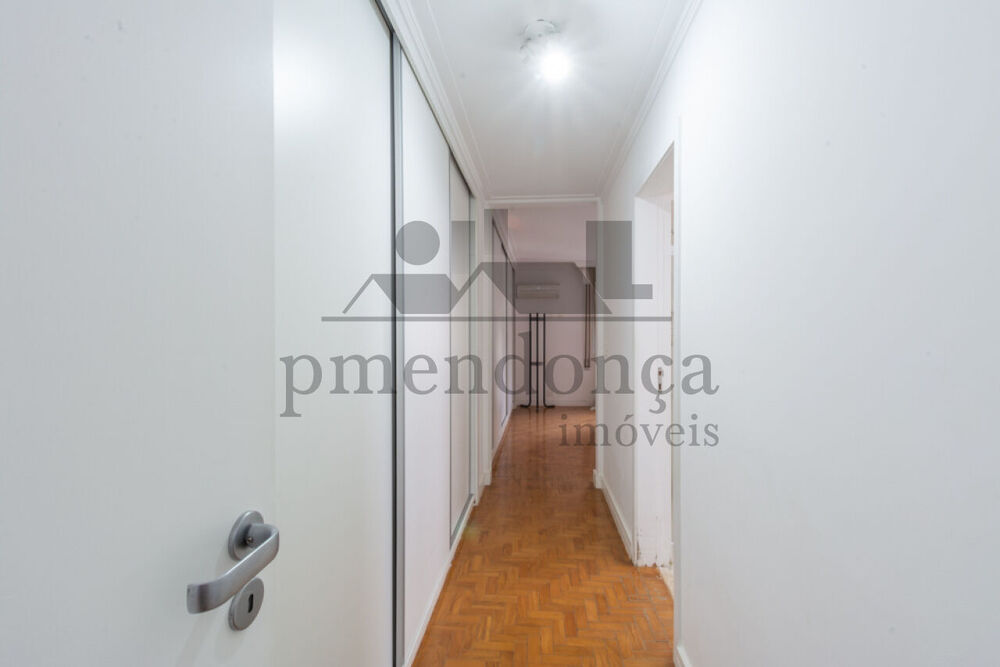 Apartamento, 3 quartos, 188 m² - Foto 2