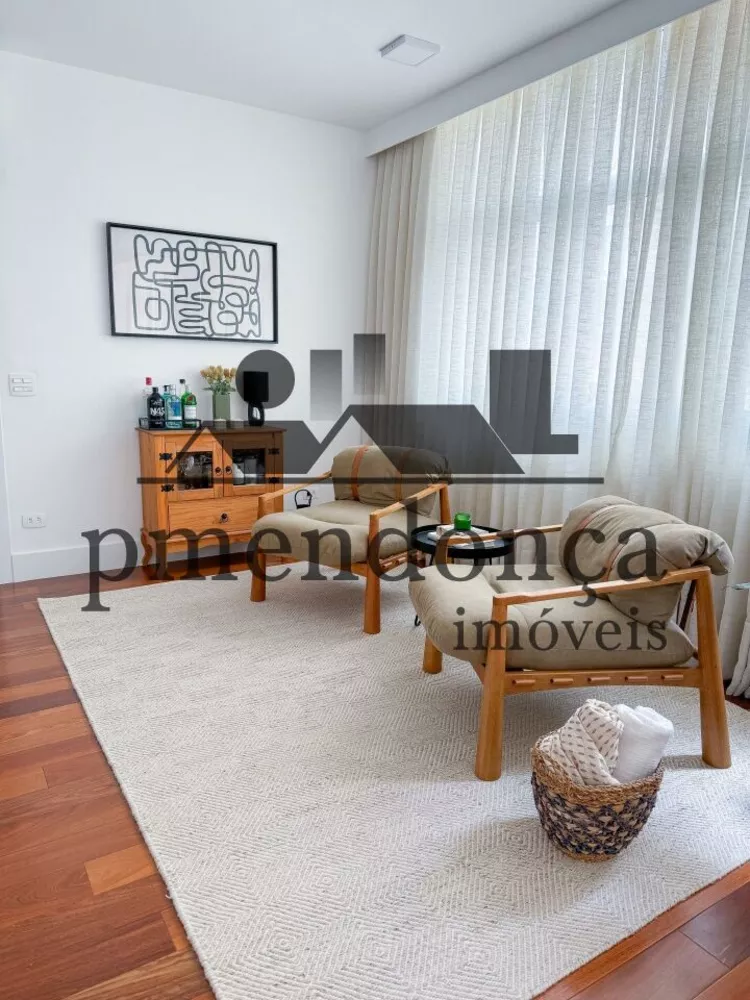 Apartamento à venda com 3 quartos, 154m² - Foto 2