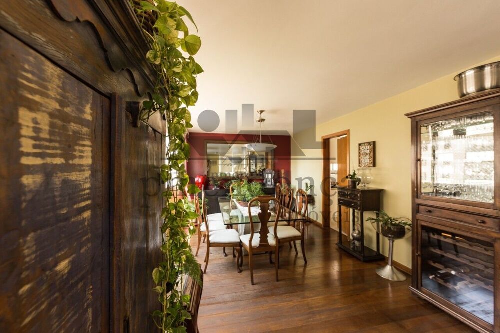 Apartamento, 4 quartos, 240 m² - Foto 1