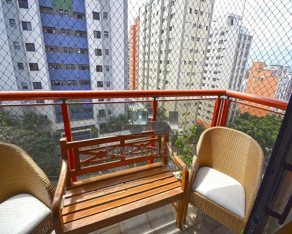 Apartamento à venda com 4 quartos, 226m² - Foto 4