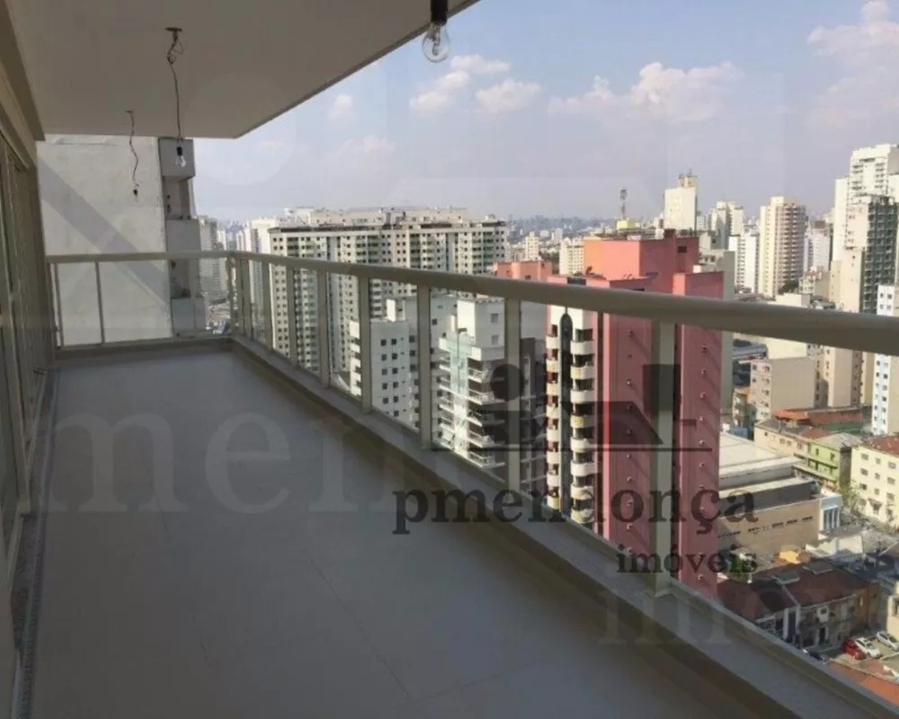 Apartamento à venda com 4 quartos, 246m² - Foto 1