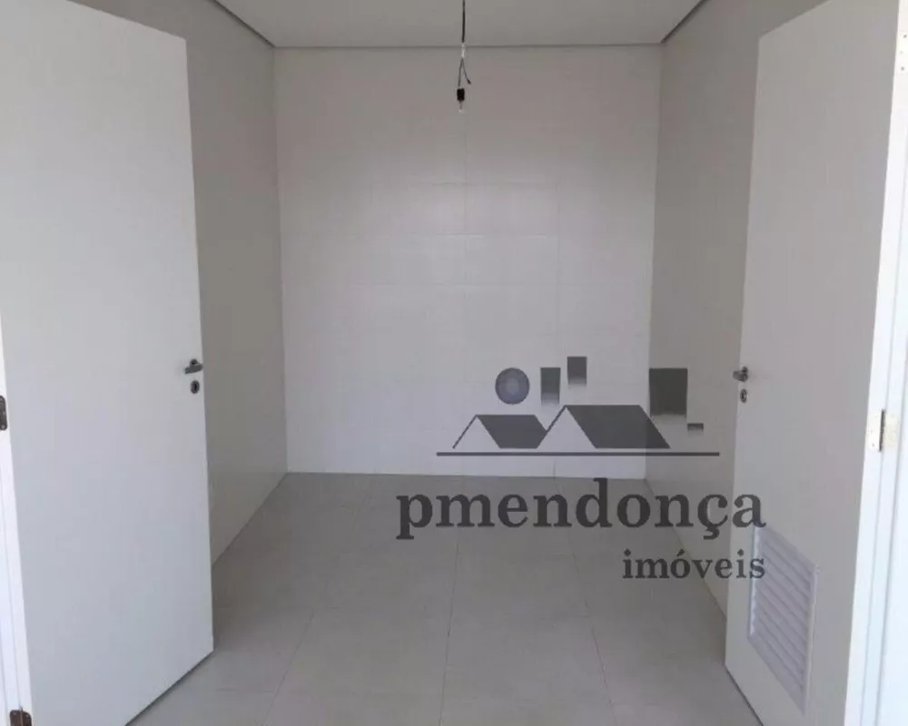 Apartamento à venda com 4 quartos, 246m² - Foto 4