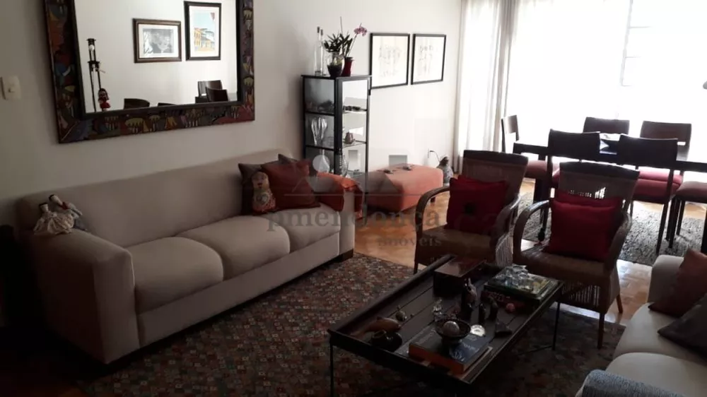 Apartamento à venda com 3 quartos, 130m² - Foto 1