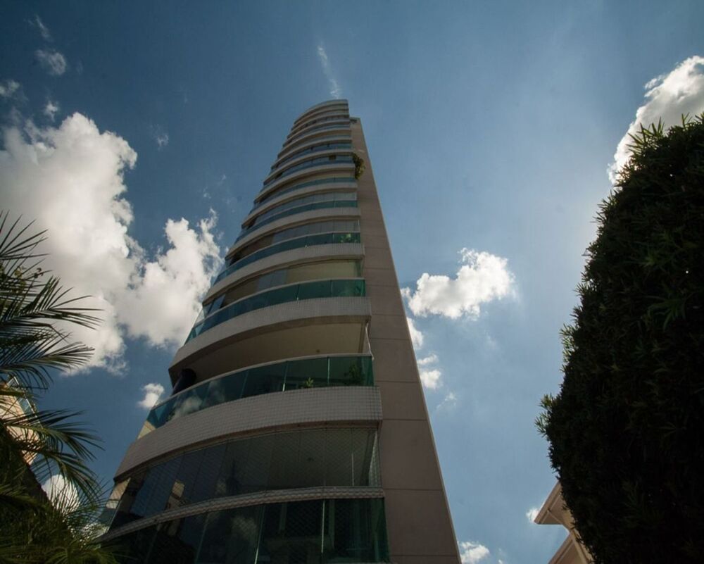 Apartamento, 4 quartos, 189 m² - Foto 2