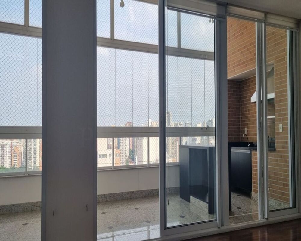 Apartamento à venda com 3 quartos, 178m² - Foto 2