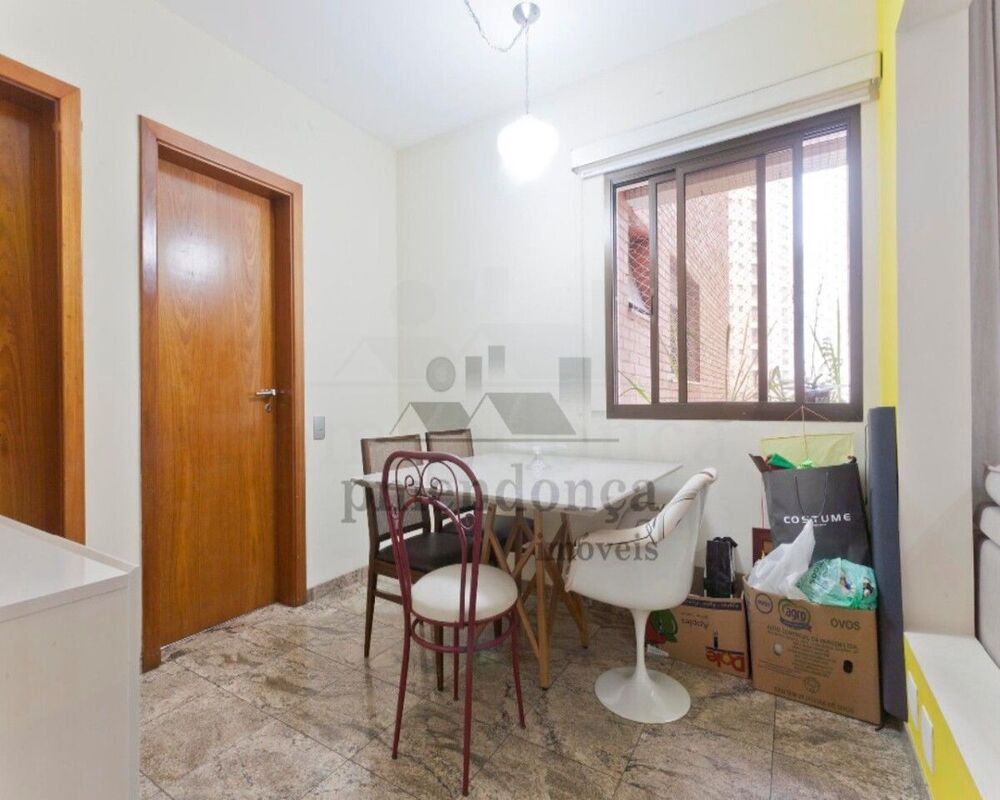 Apartamento, 4 quartos, 216 m² - Foto 2