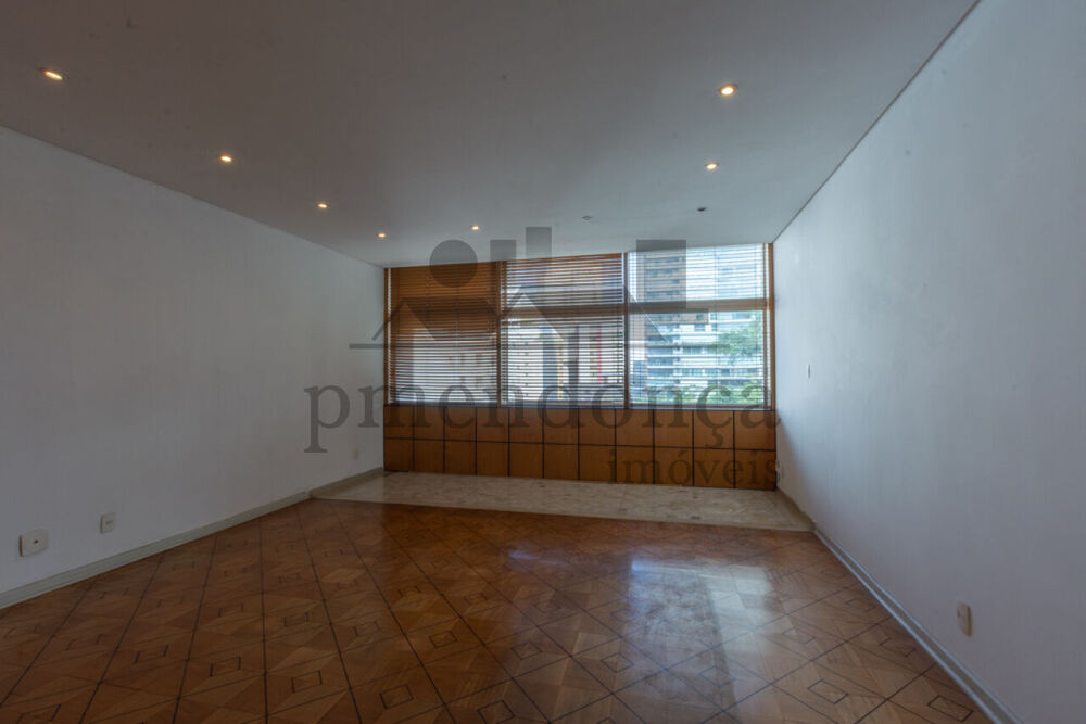 Apartamento, 3 quartos, 205 m² - Foto 1