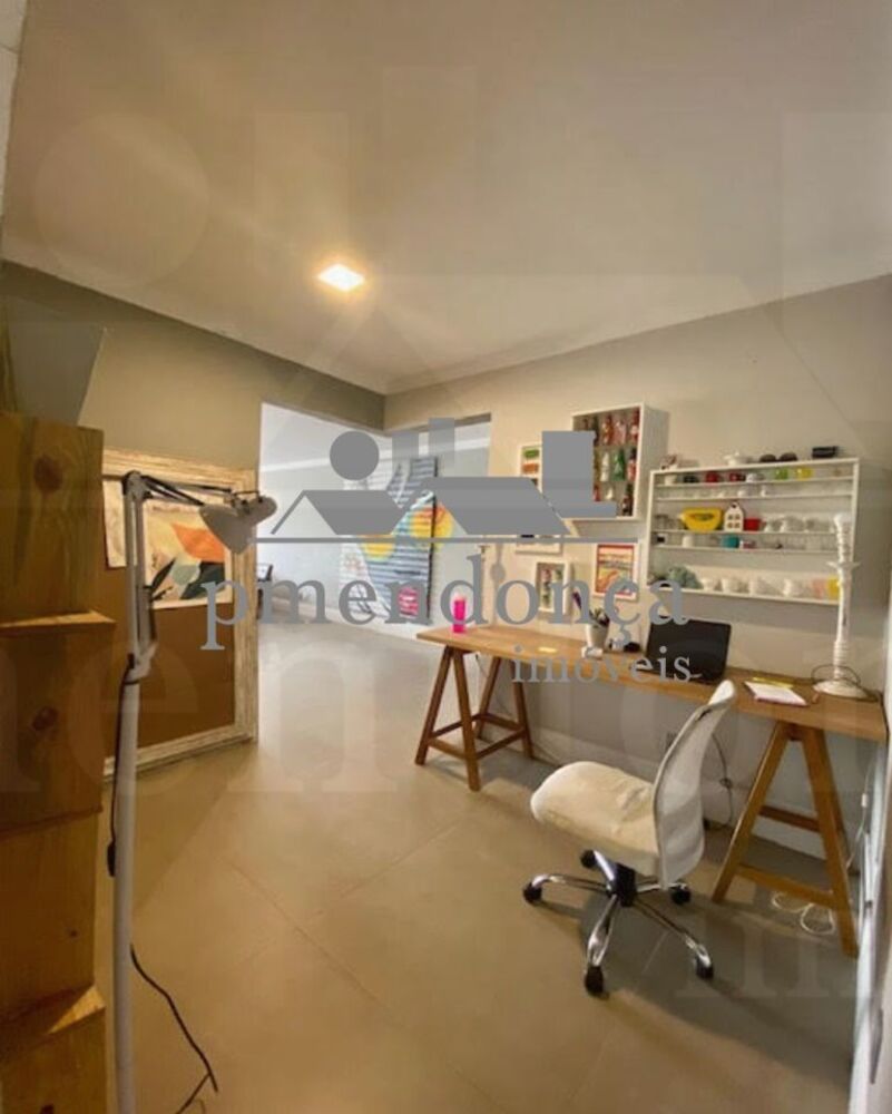 Apartamento, 3 quartos, 220 m² - Foto 1