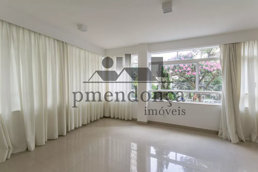 Apartamento à venda com 3 quartos, 164m² - Foto 2