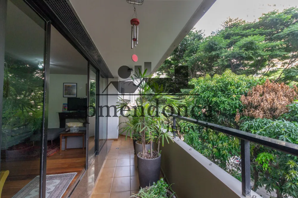 Apartamento, 3 quartos, 156 m² - Foto 2