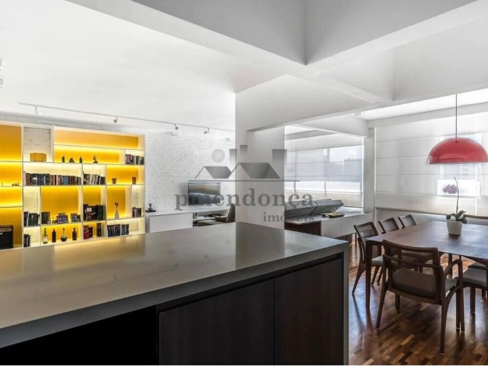 Apartamento, 3 quartos, 130 m² - Foto 1