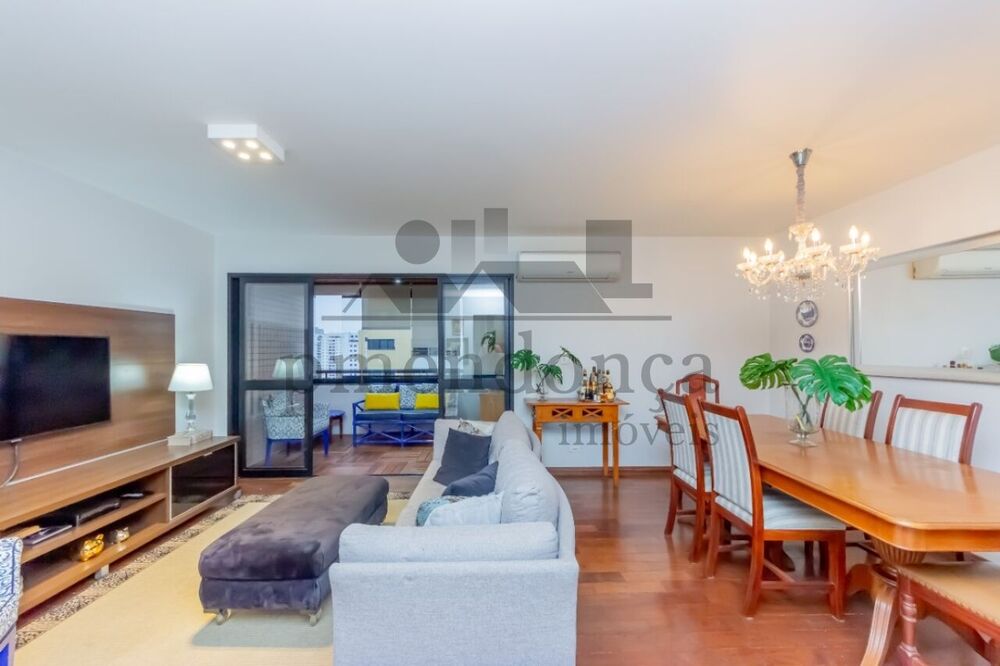 Apartamento à venda com 3 quartos, 123m² - Foto 1