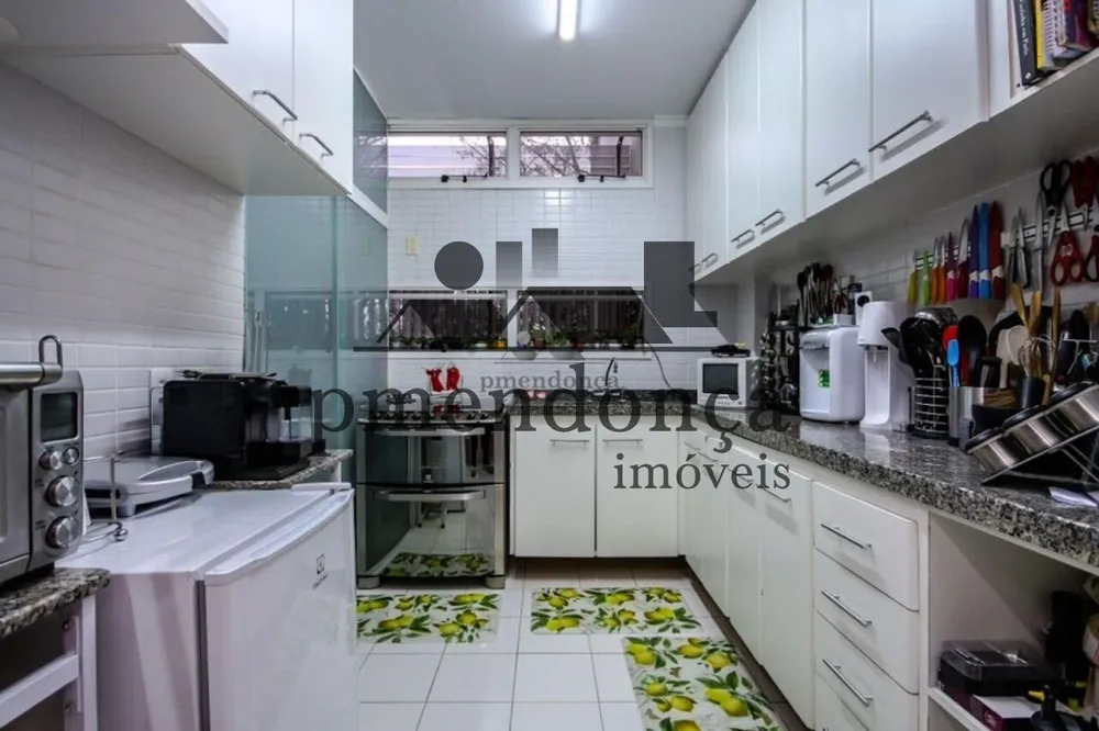 Apartamento, 3 quartos, 239 m² - Foto 2