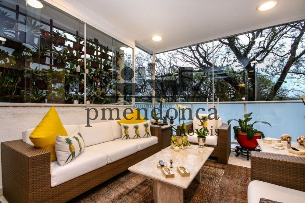 Apartamento, 3 quartos, 239 m² - Foto 1