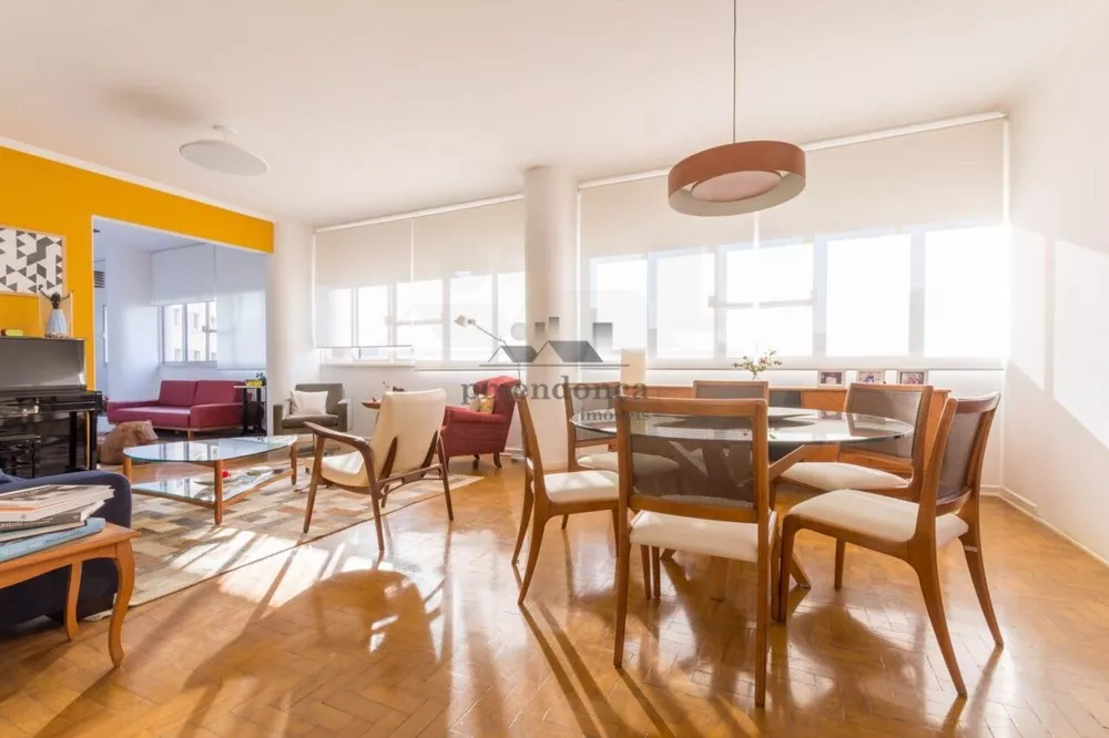 Apartamento à venda com 3 quartos, 256m² - Foto 2