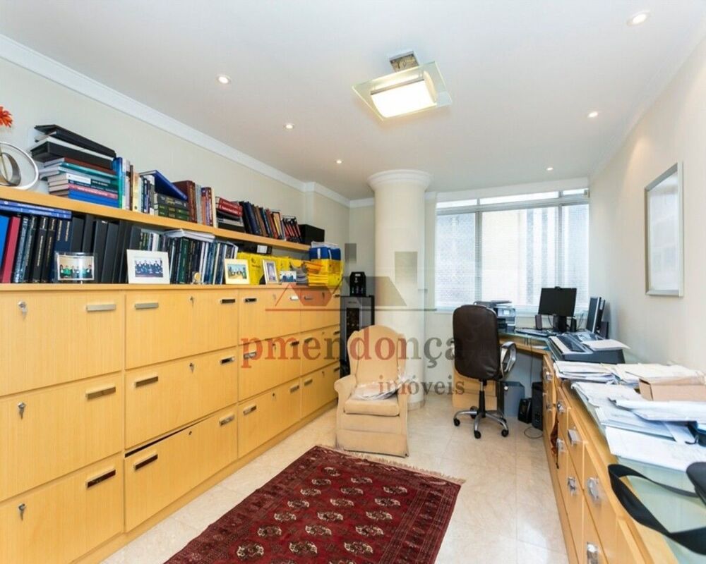 Apartamento, 3 quartos, 270 m² - Foto 1