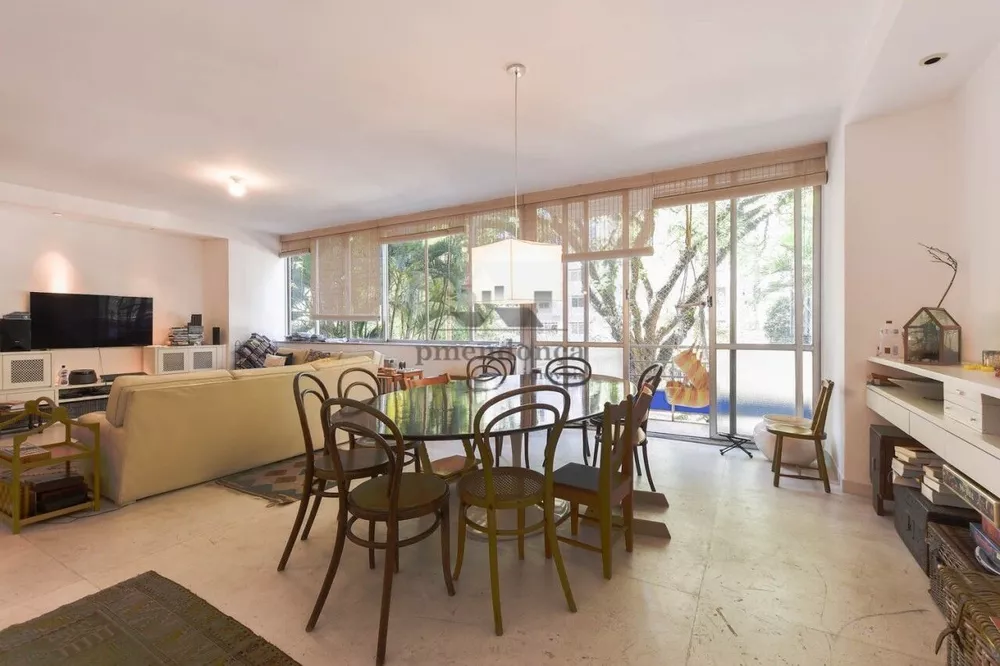 Apartamento, 3 quartos, 271 m² - Foto 2