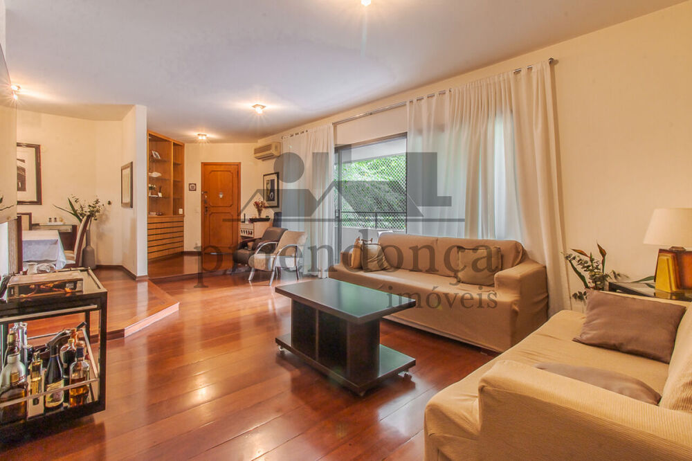Apartamento, 3 quartos, 155 m² - Foto 1