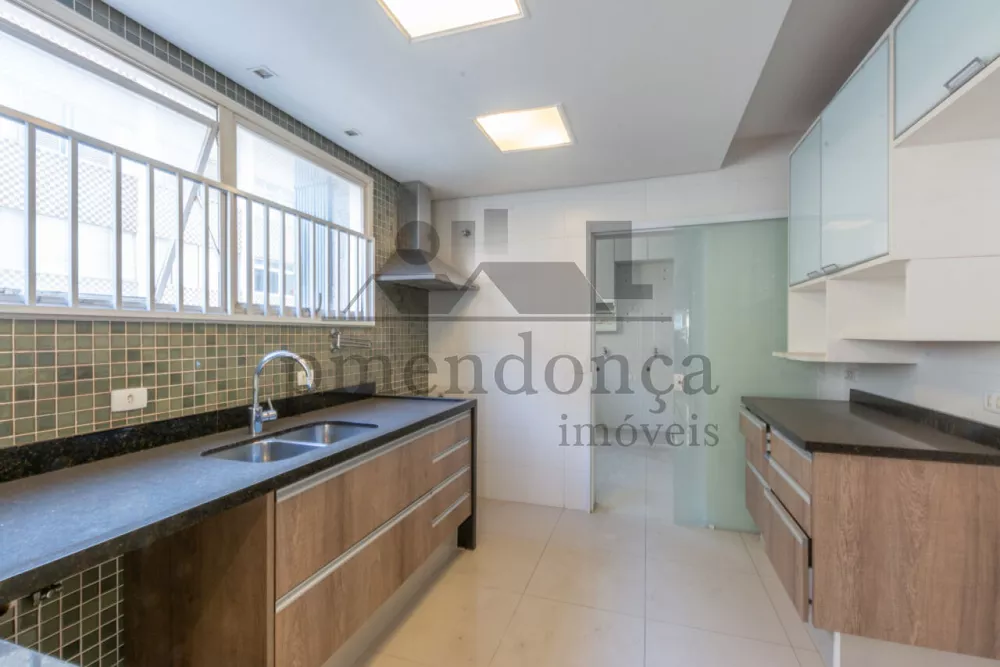 Apartamento à venda com 3 quartos, 230m² - Foto 8