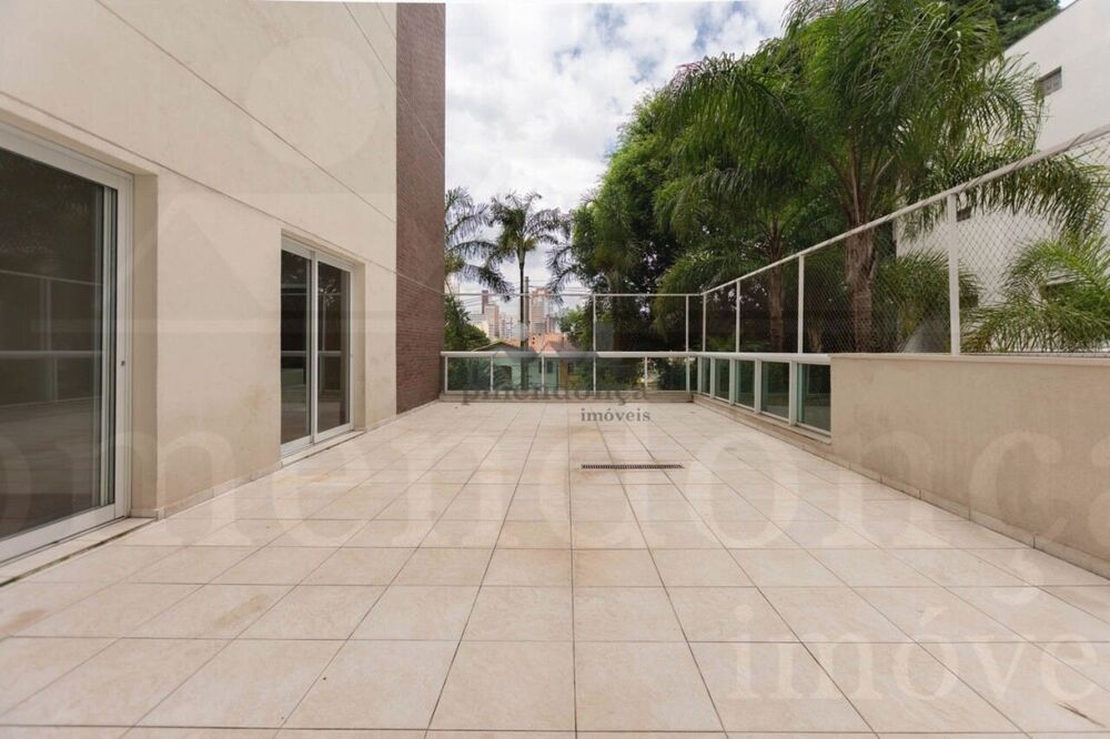 Apartamento à venda com 4 quartos, 350m² - Foto 1