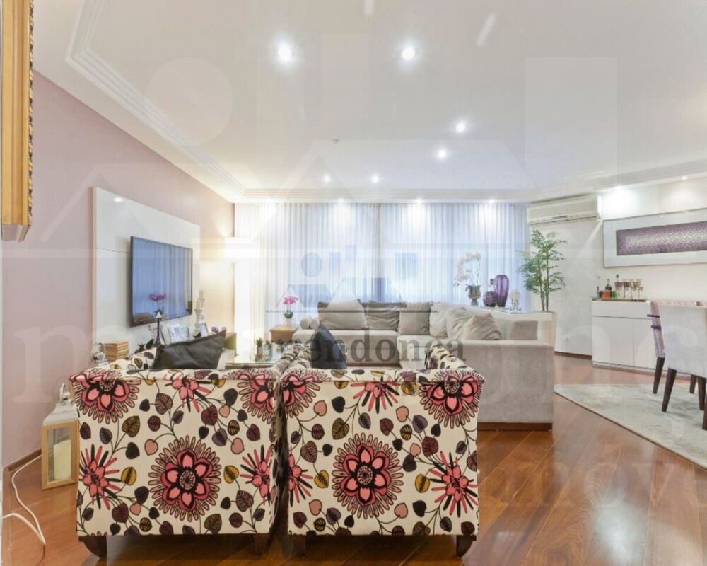 Apartamento, 3 quartos, 232 m² - Foto 1