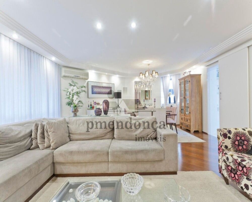 Apartamento, 3 quartos, 232 m² - Foto 2