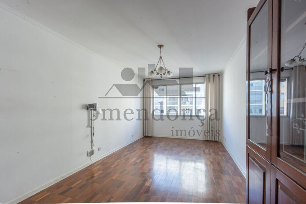 Apartamento à venda com 3 quartos, 110m² - Foto 2