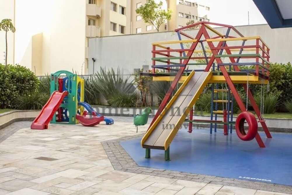 Apartamento, 3 quartos, 189 m² - Foto 2