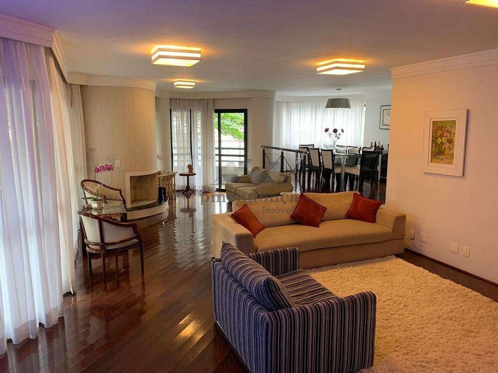 Apartamento, 3 quartos, 220 m² - Foto 1